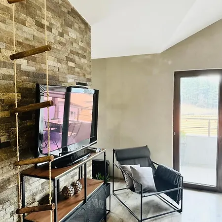 арт мезонет Salem Apartamento *